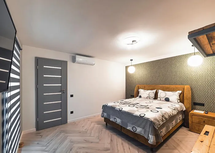 Onyx Studios By Ben Apartments Near City Center
